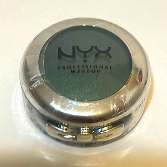 NYX shadow makeup PS11 Jaded De Jade prismatic eyeshadow Sz. 043oz. - Picture 1 of 5